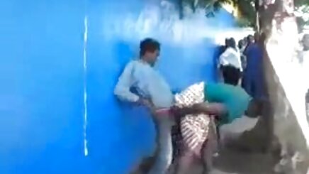 كل من الفتيات تفعل كل فلم جنس عربي شيء