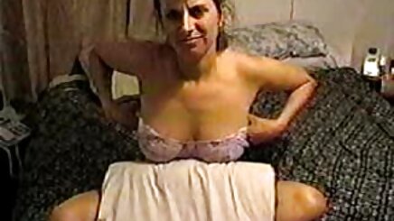 الثدي افلام سكس امريكي رومانسي في الغابة